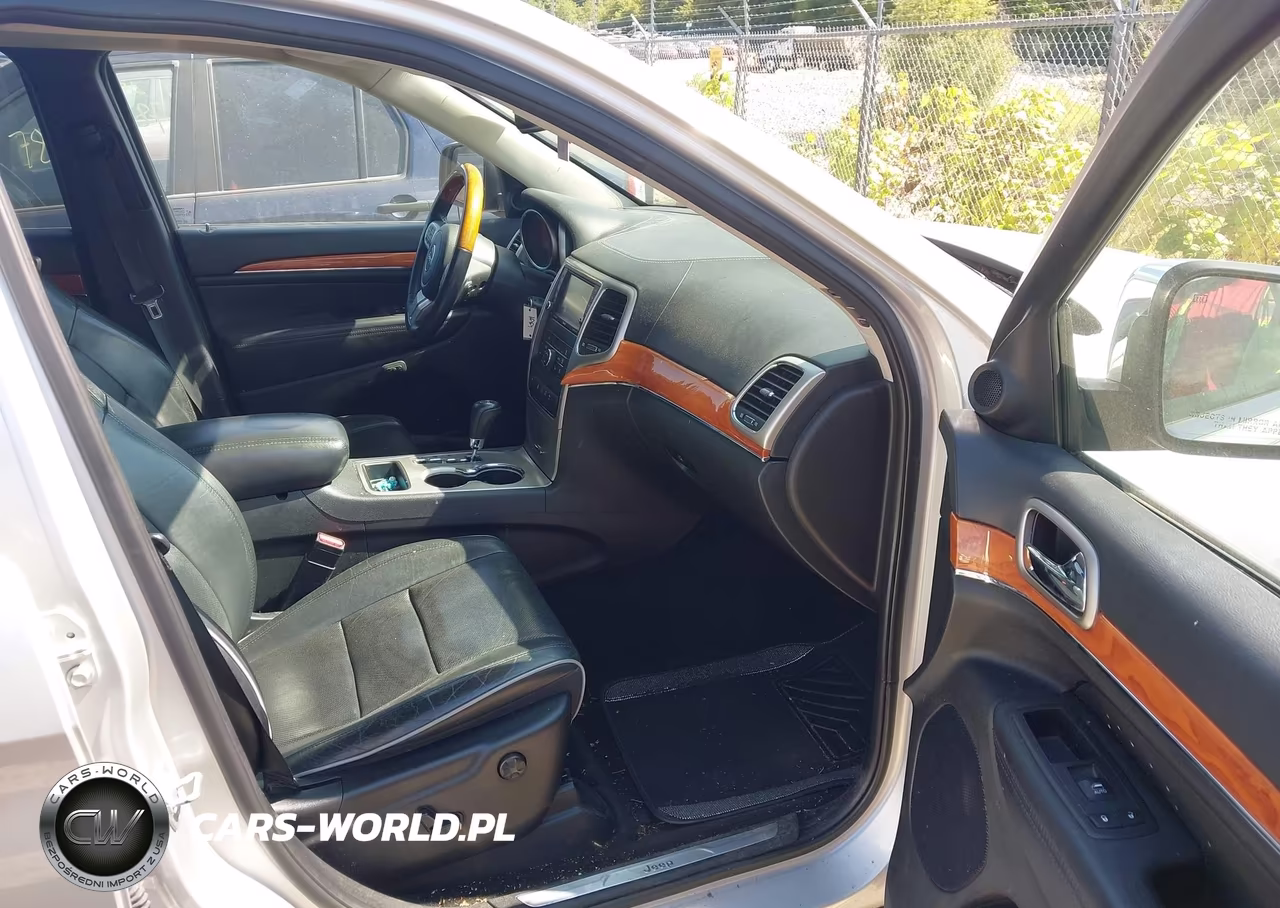 2013 Jeep Grand Cherokee Overland VIN:1C4RJECG1DC621438 - 5