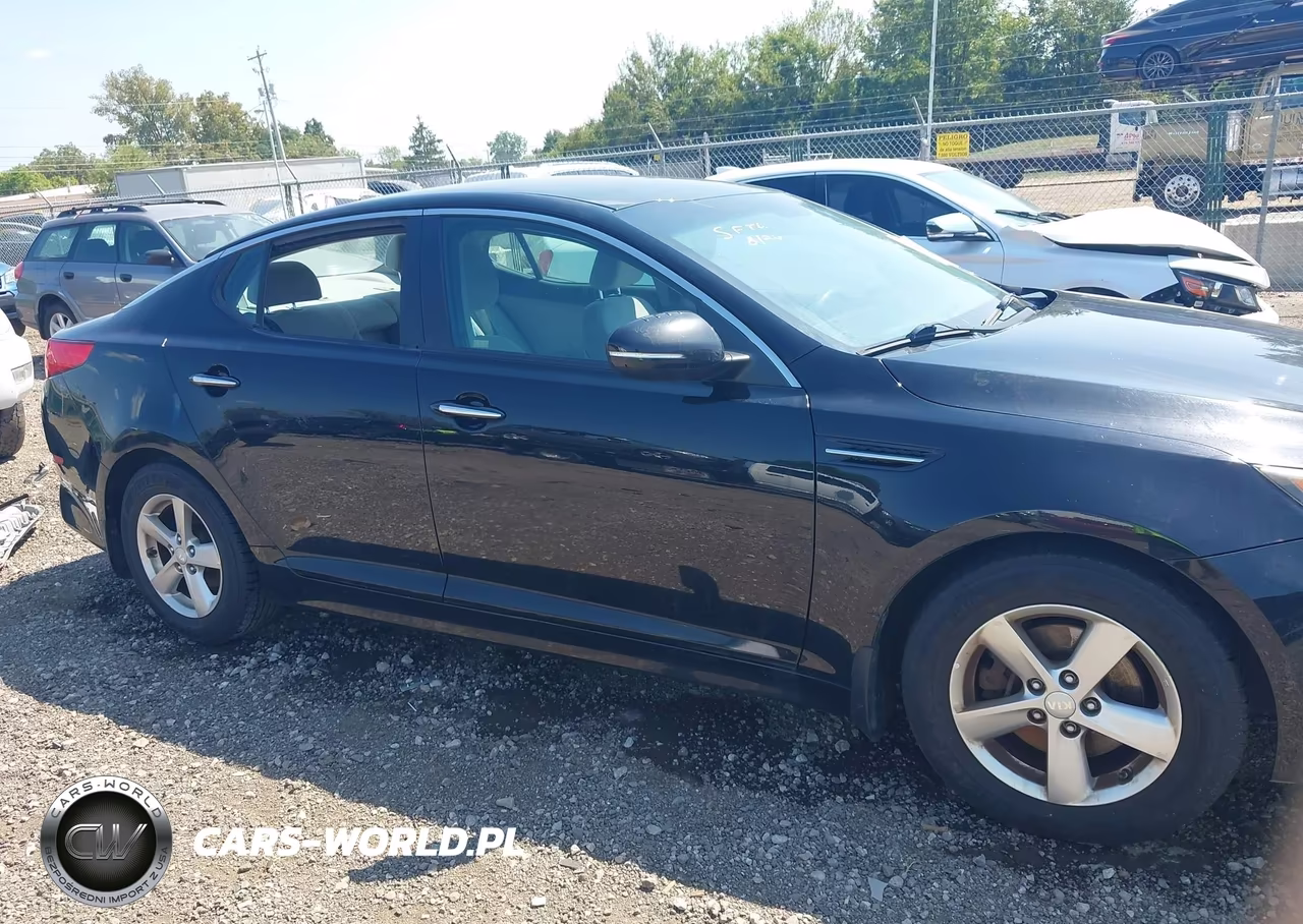 2015 Kia Optima Lx VIN:5XXGM4A75FG477374 - 14