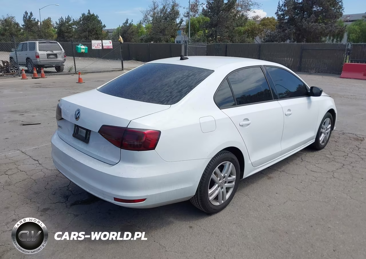 2015 Volkswagen Jetta 2.0L S VIN:3VW2K7AJ7FM353549 - 4