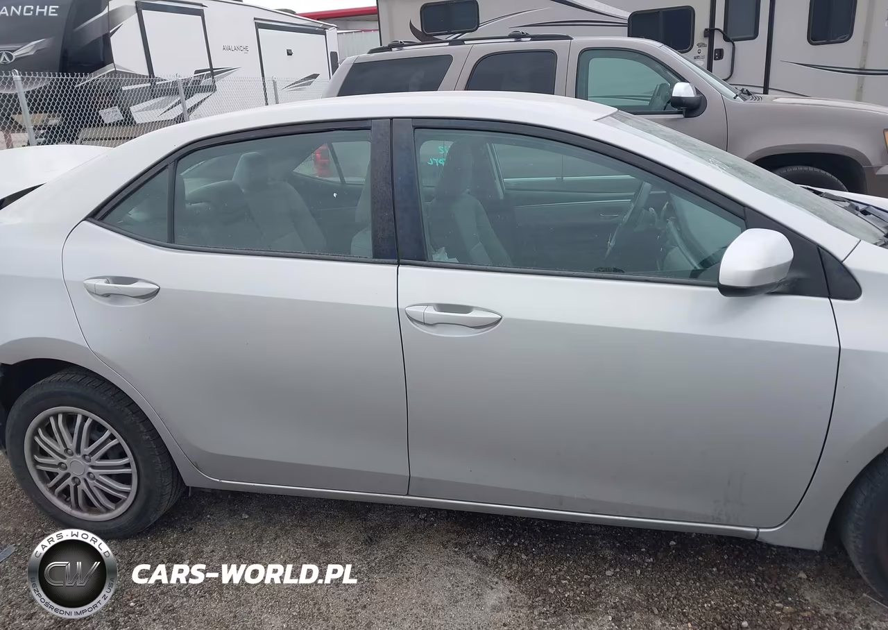 2016 Toyota Corolla Le VIN:2T1BURHE6GC680066 - 14