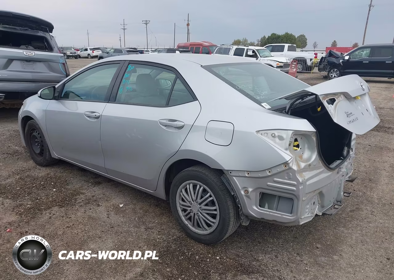2016 Toyota Corolla Le VIN:2T1BURHE6GC680066 - 3