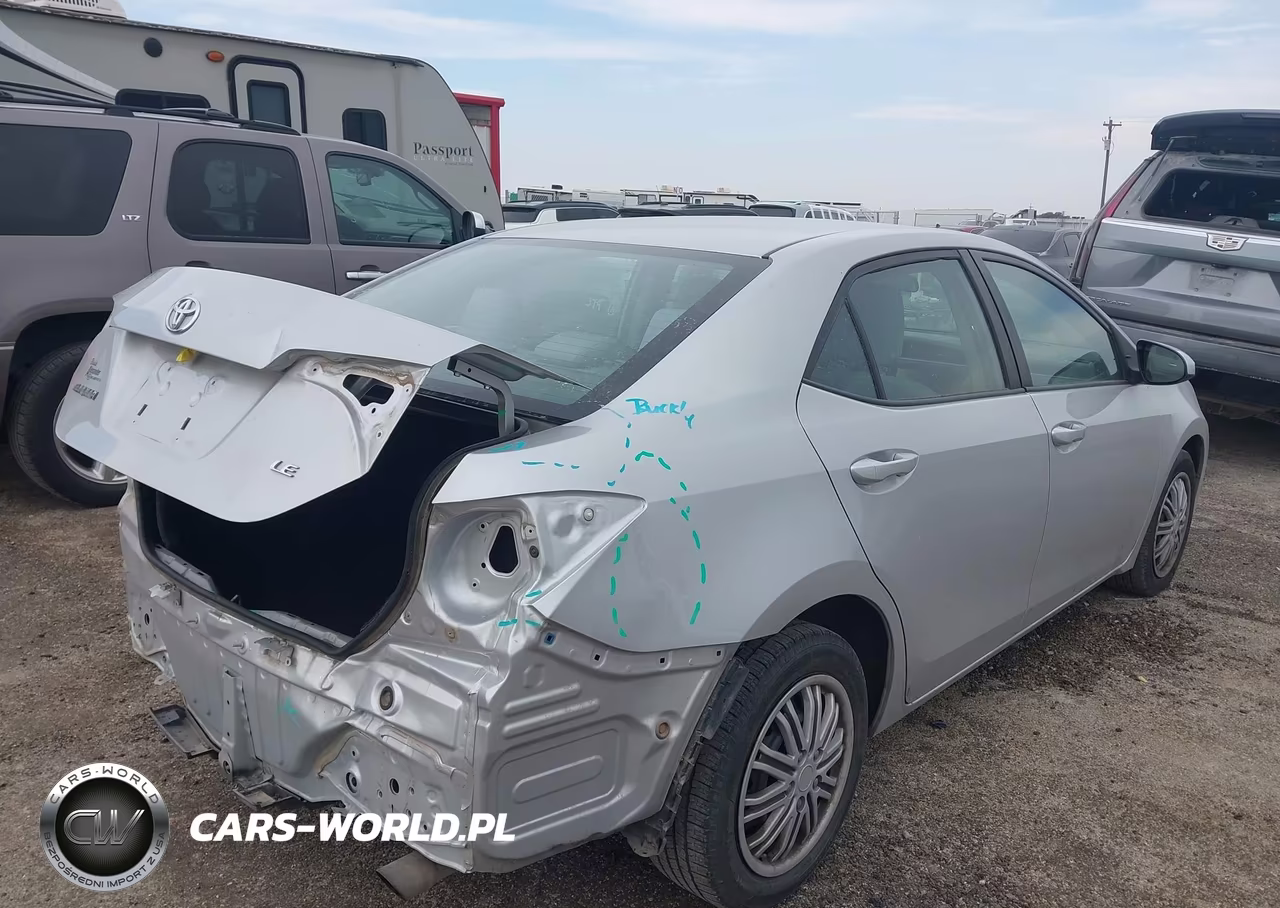2016 Toyota Corolla Le VIN:2T1BURHE6GC680066 - 4