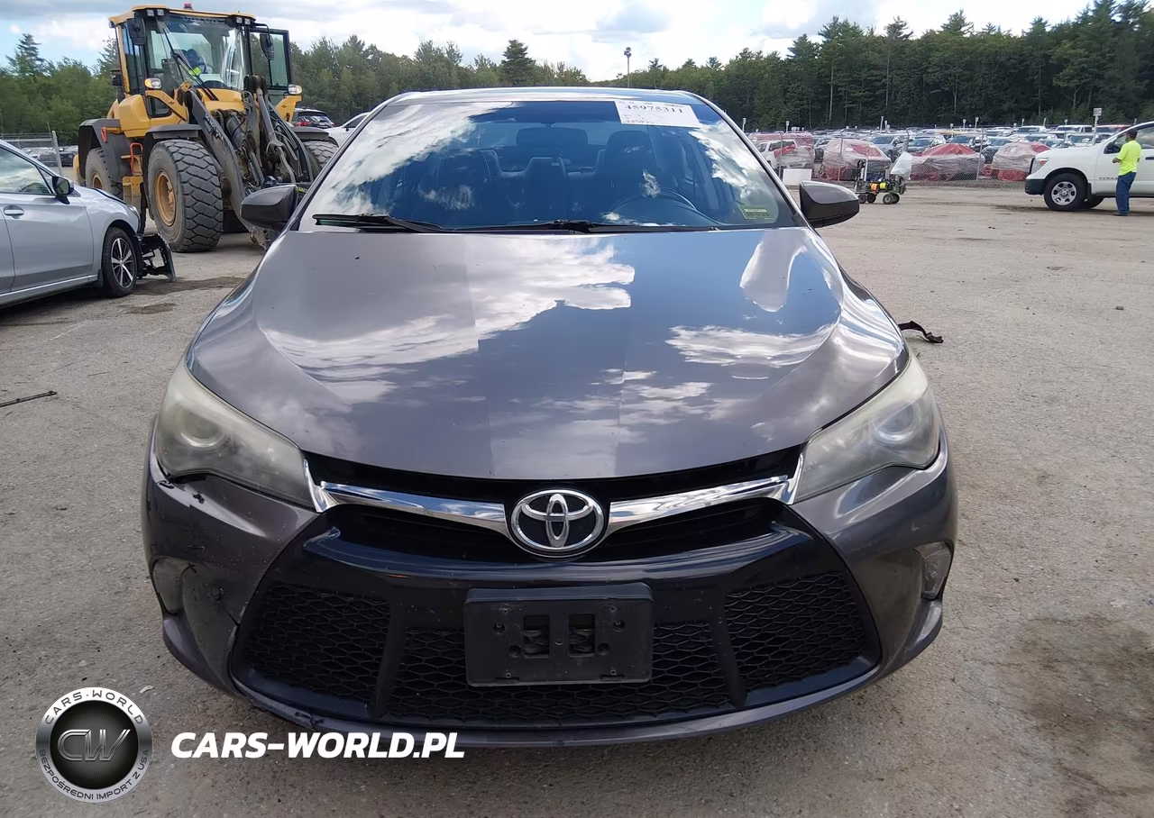 2015 Toyota Camry Xse VIN:4T1BF1FK0FU112817 - 13