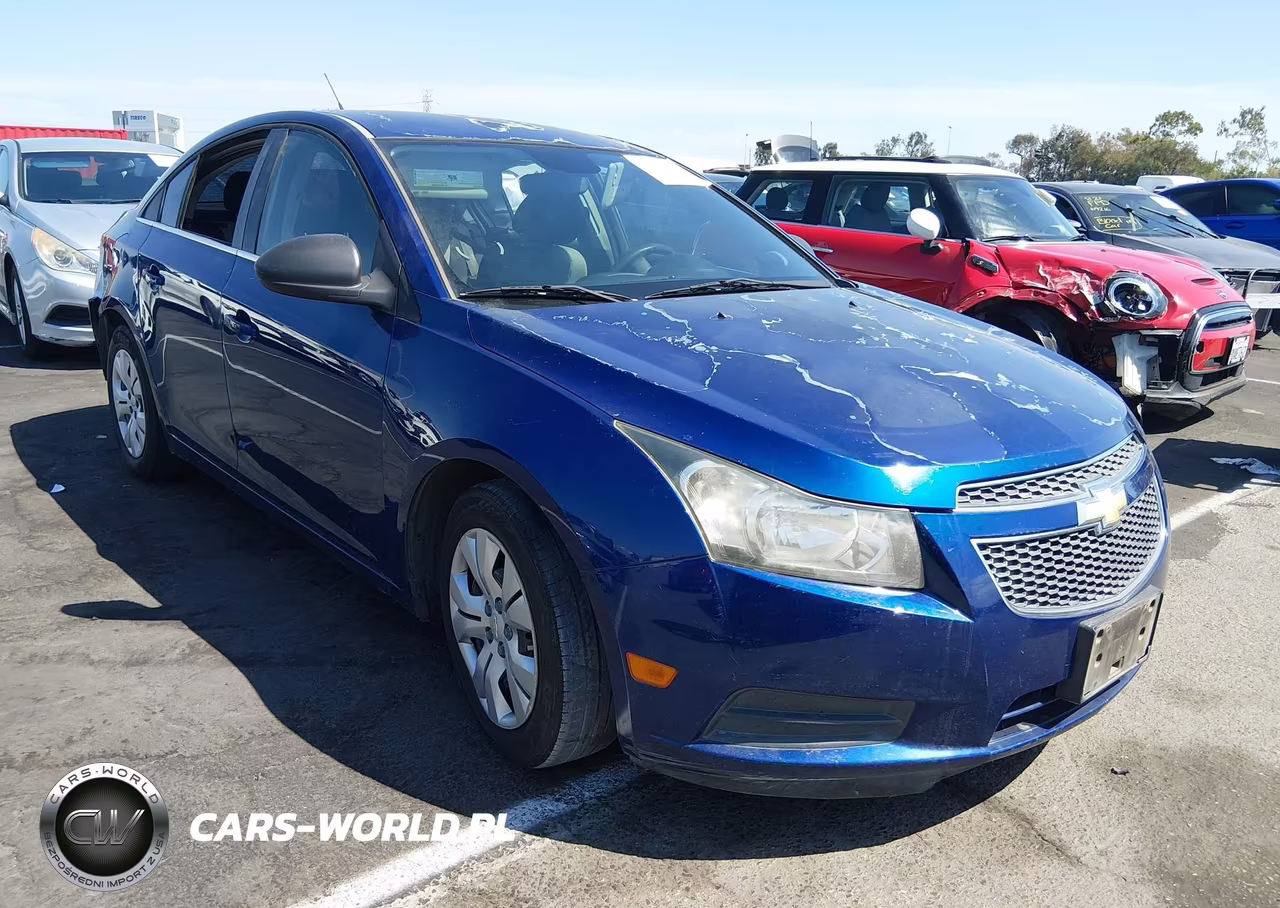 2012 Chevrolet Cruze Ls – zdjęcie 1 z 16