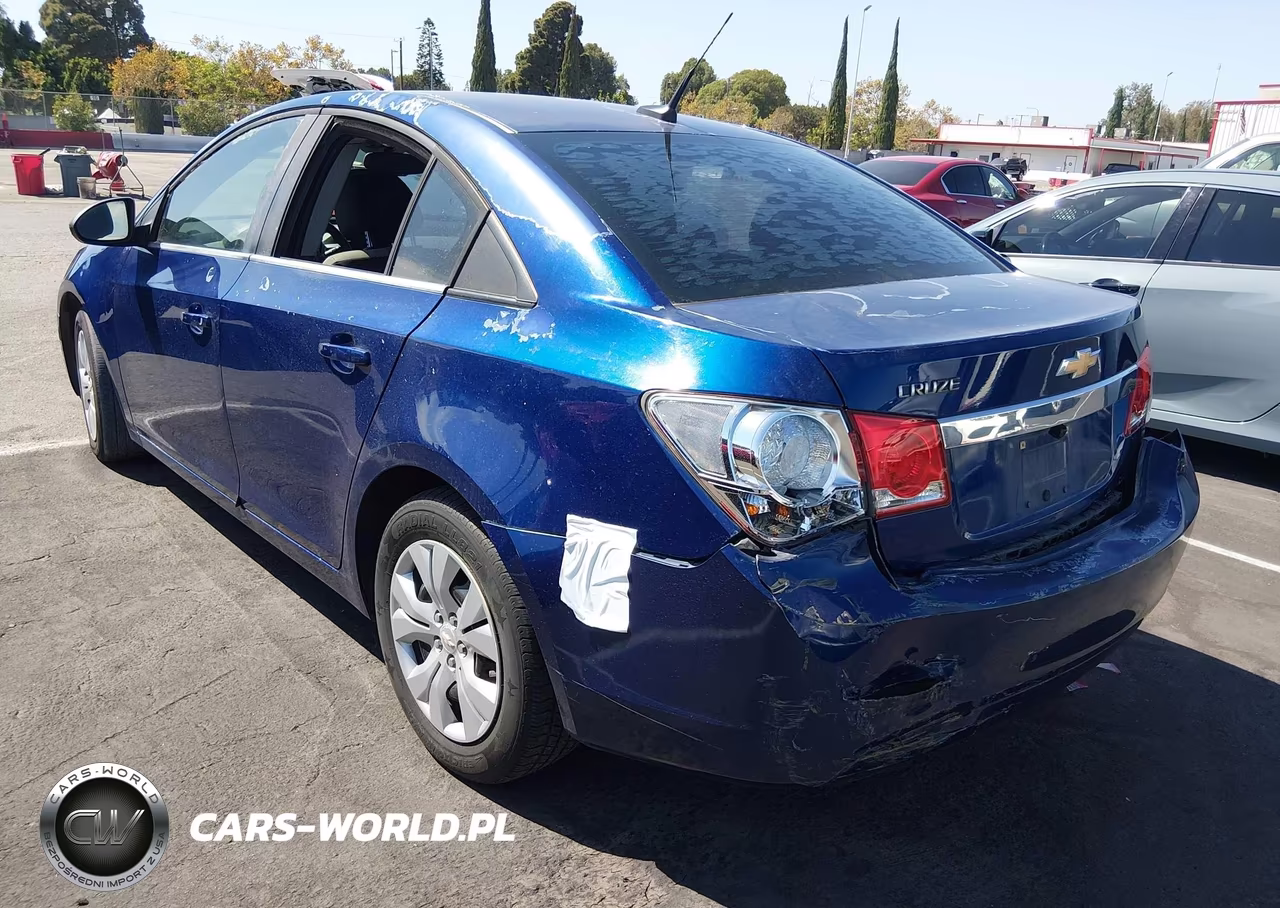 2012 Chevrolet Cruze Ls VIN:1G1PD5SH2C7356327 - 3