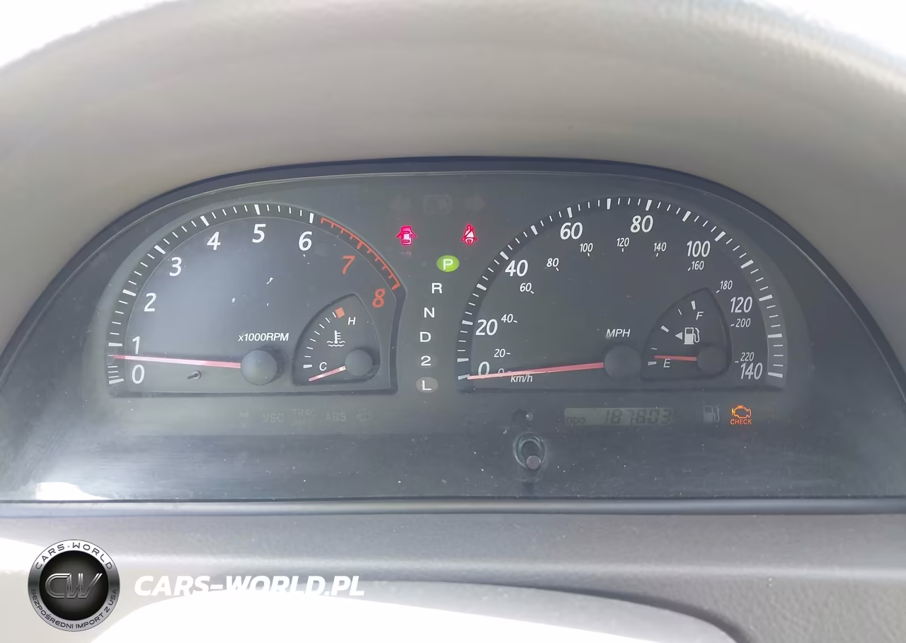 2002 Toyota Camry Xle VIN:JTDBE30K920104261 - 7