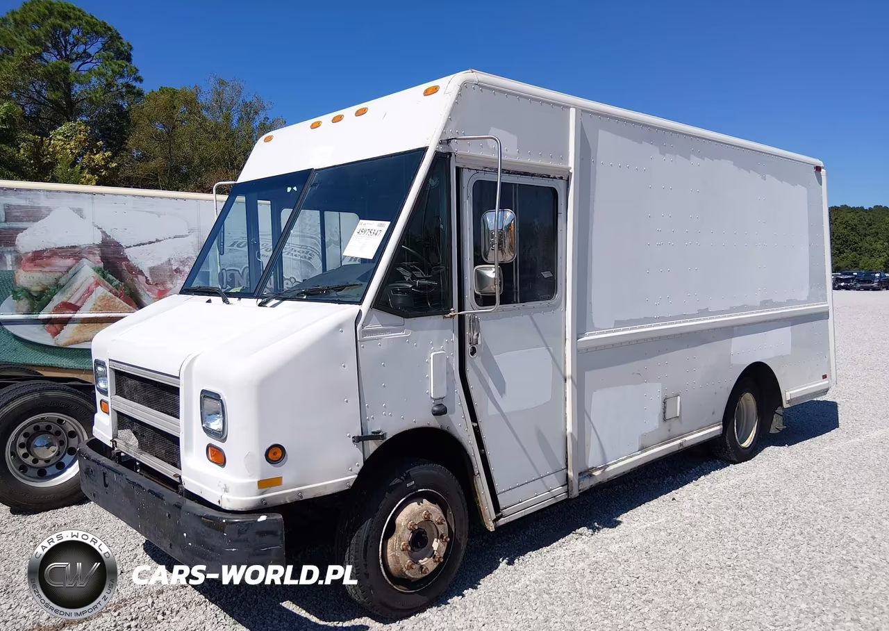 1999 Freightliner Chassis M Line Walk-In Van VIN:4UZA4FF45XCA61096 - 2