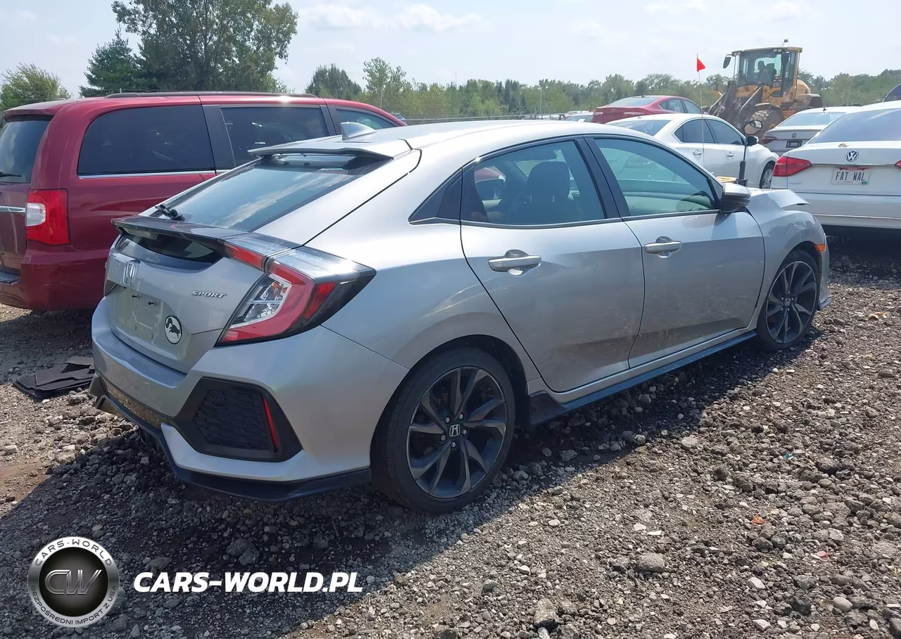 2018 Honda Civic Sport VIN:SHHFK7H40JU404003 - 4