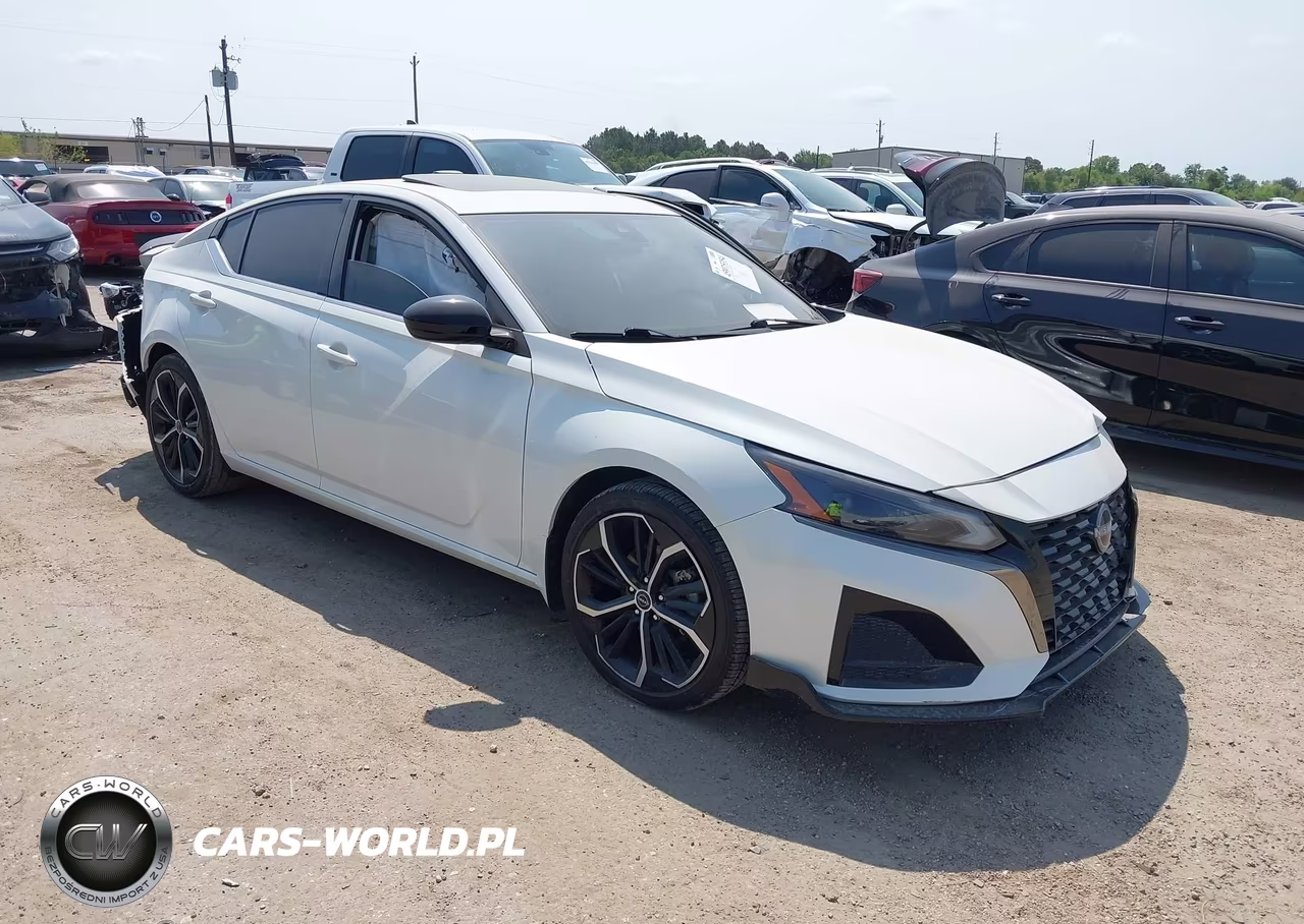 2024 Nissan Altima Sr Fwd