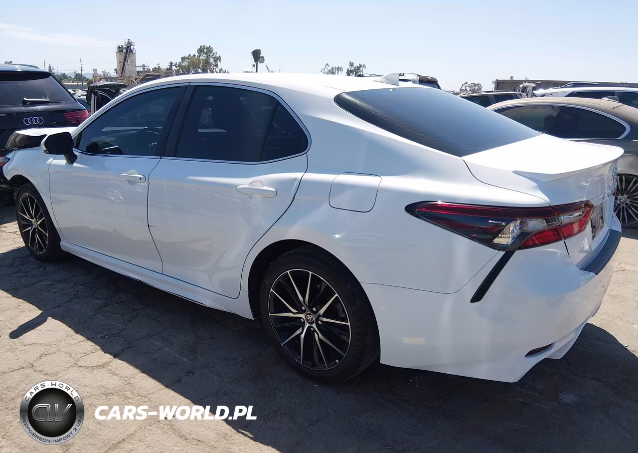 2024 Toyota Camry Se VIN:4T1G11AK6RU882505 - 3