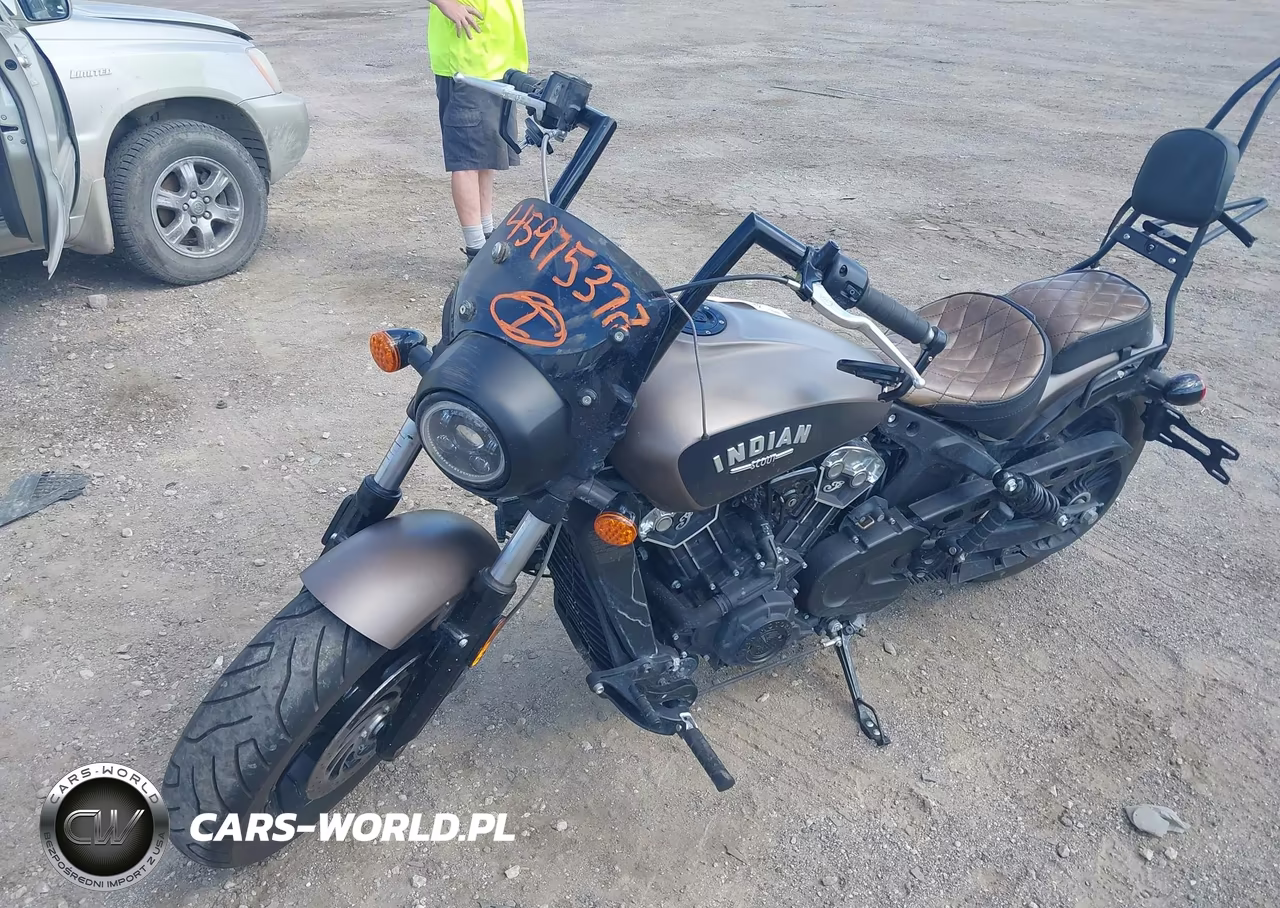 2018 Indian Motorcycle Co. Scout Bobber VIN:56KMTB001J3135261 - 2