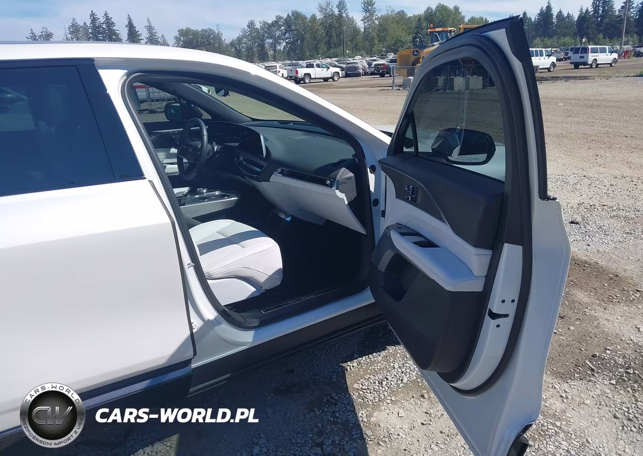 2025 Cadillac Lyriq Sport 3 Rwd VIN:1GYKPYRL4SZ313383 - 5
