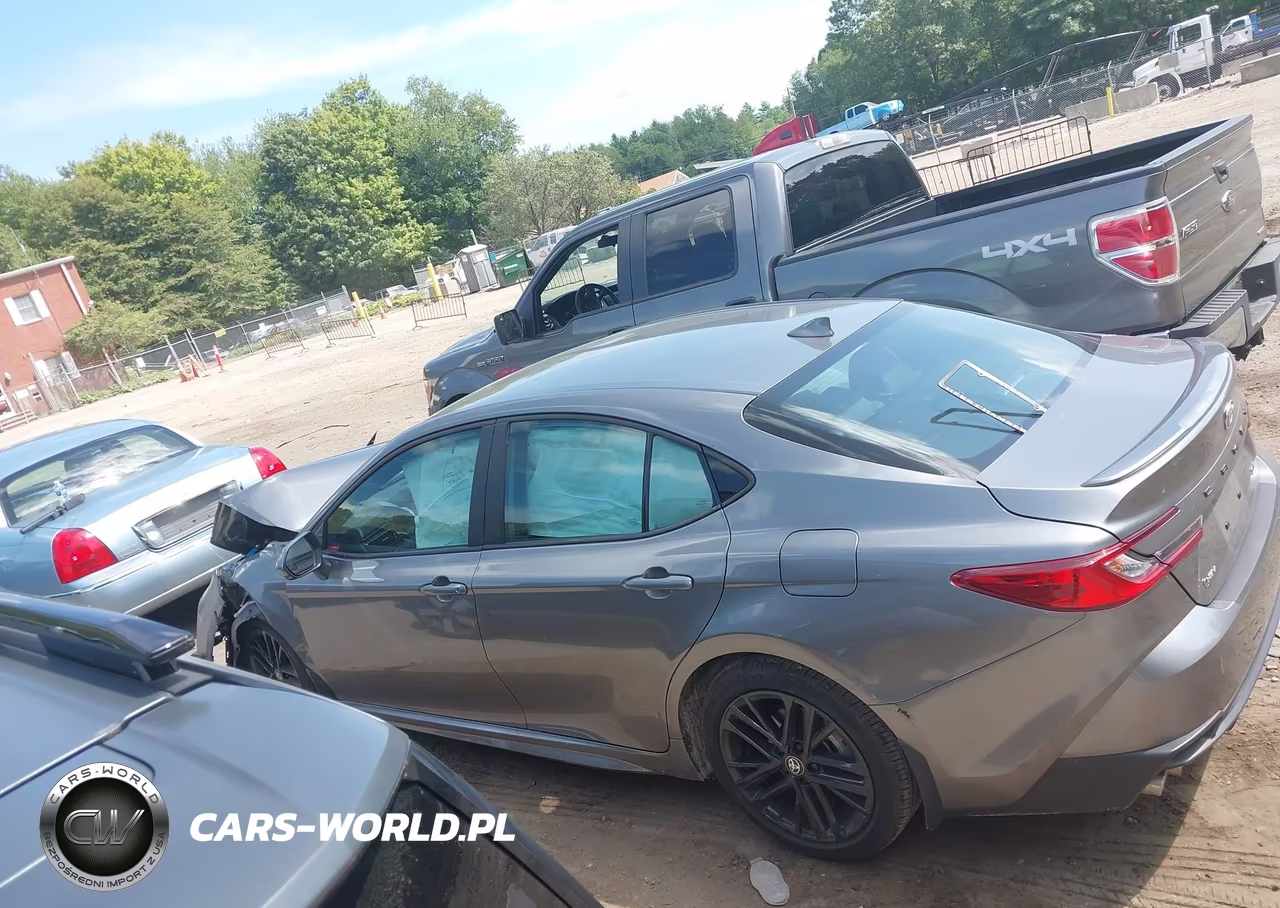 2025 Toyota Camry Se VIN:4T1DAACK3SU640681 - 14