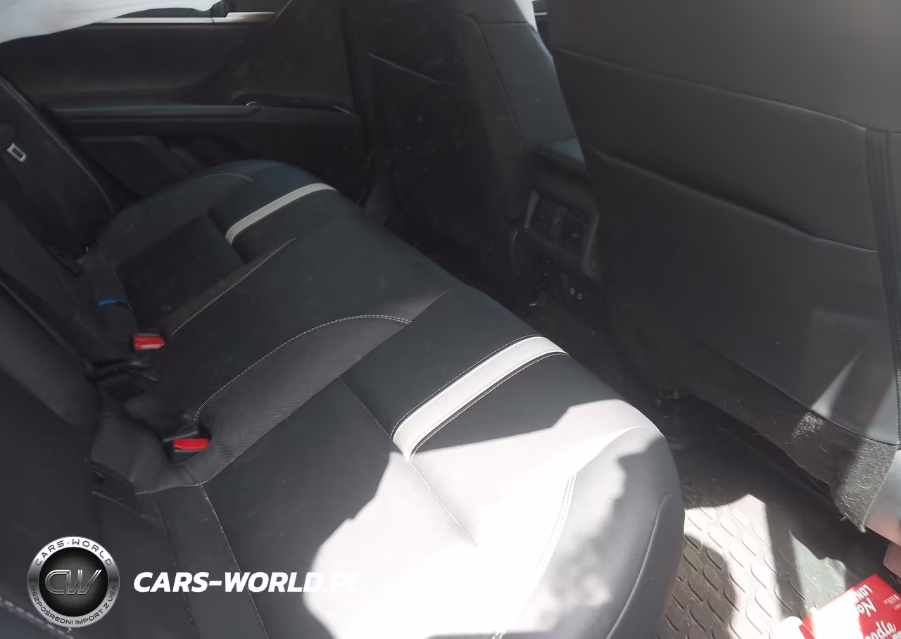 2025 Toyota Camry Se VIN:4T1DAACK3SU640681 - 8