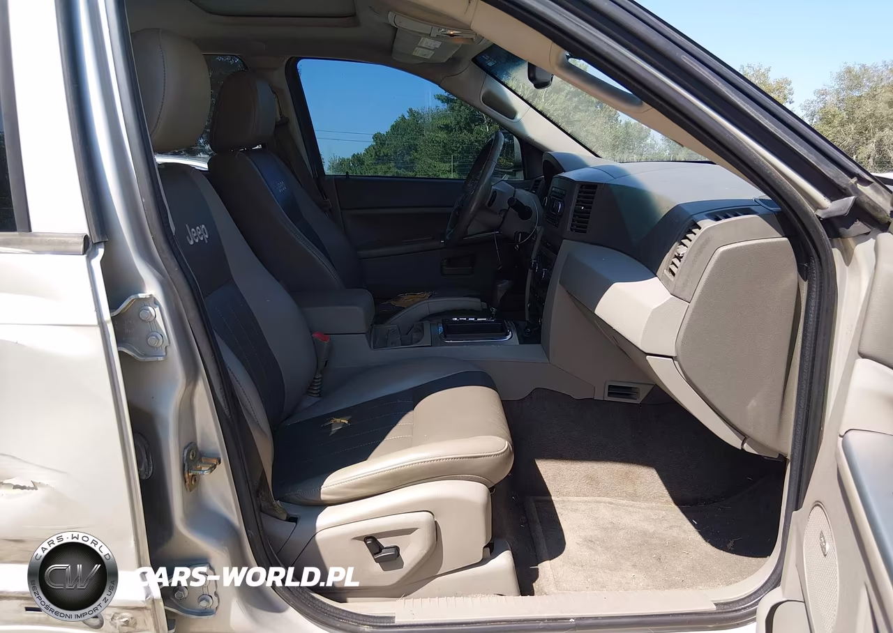 2007 Jeep Grand Cherokee Laredo VIN:1J8GS48KX7C508435 - 5