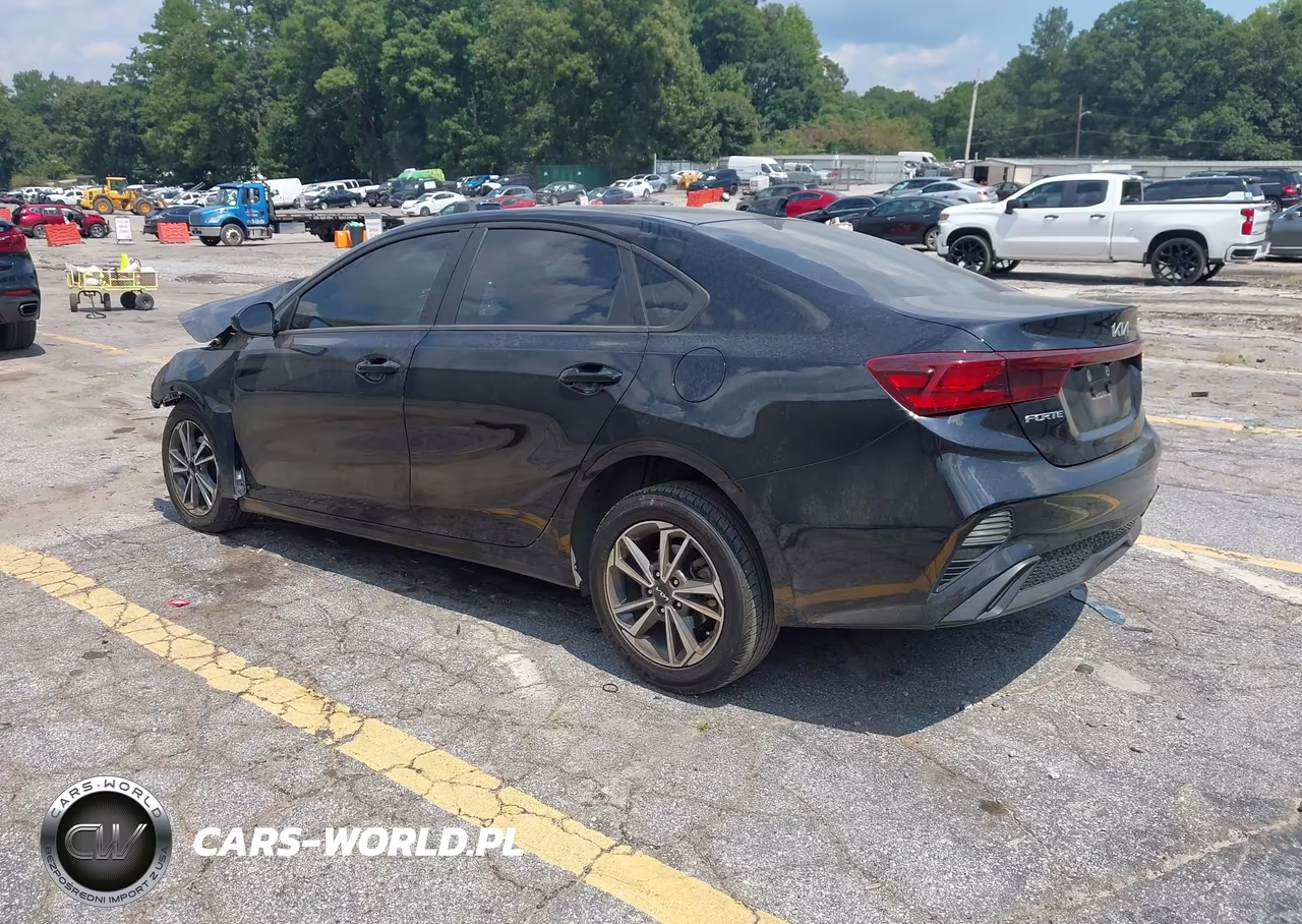 2024 Kia Forte Lxs VIN:3KPF24AD3RE798690 - 3