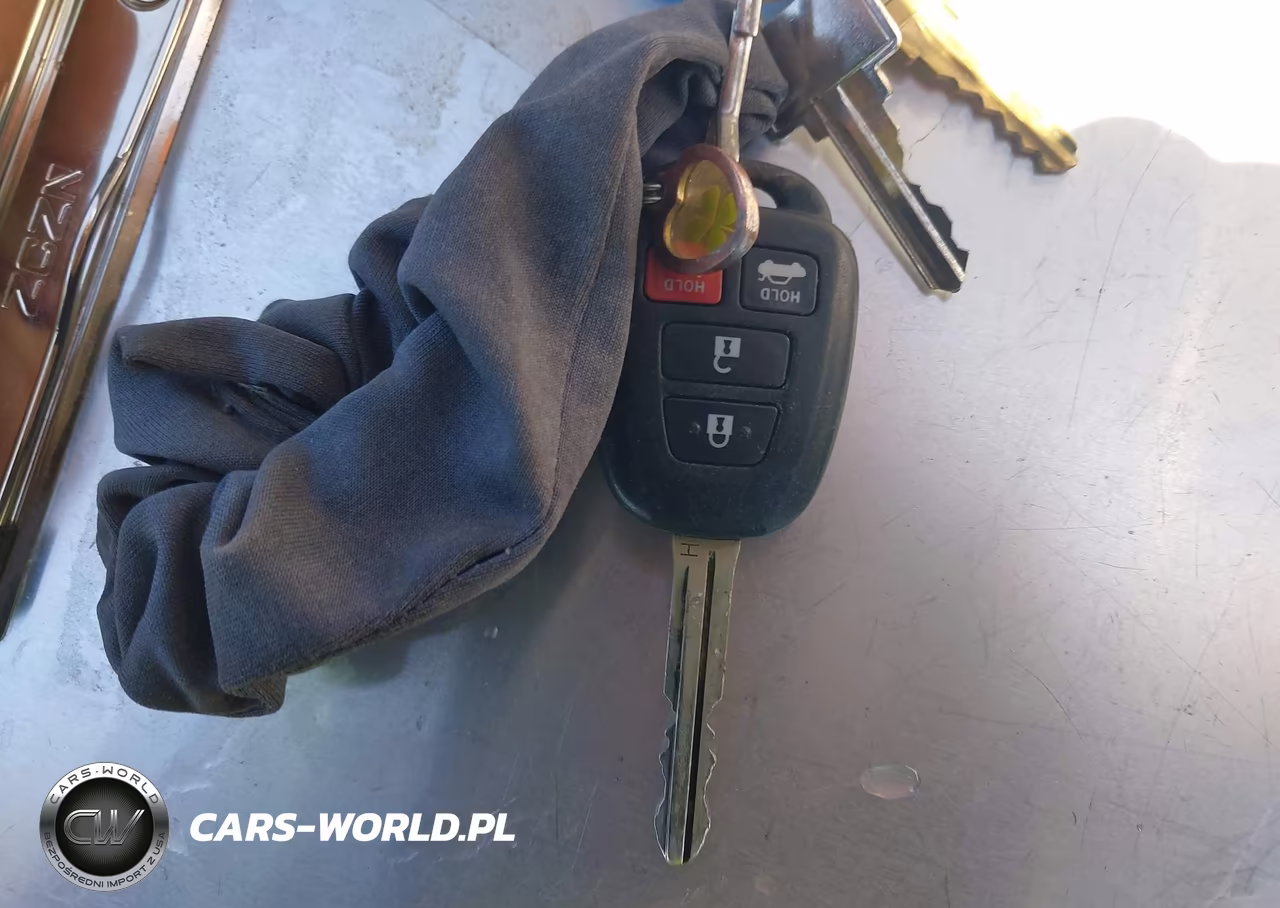 2018 Toyota Corolla Se VIN:2T1BURHE6JC104405 - 11