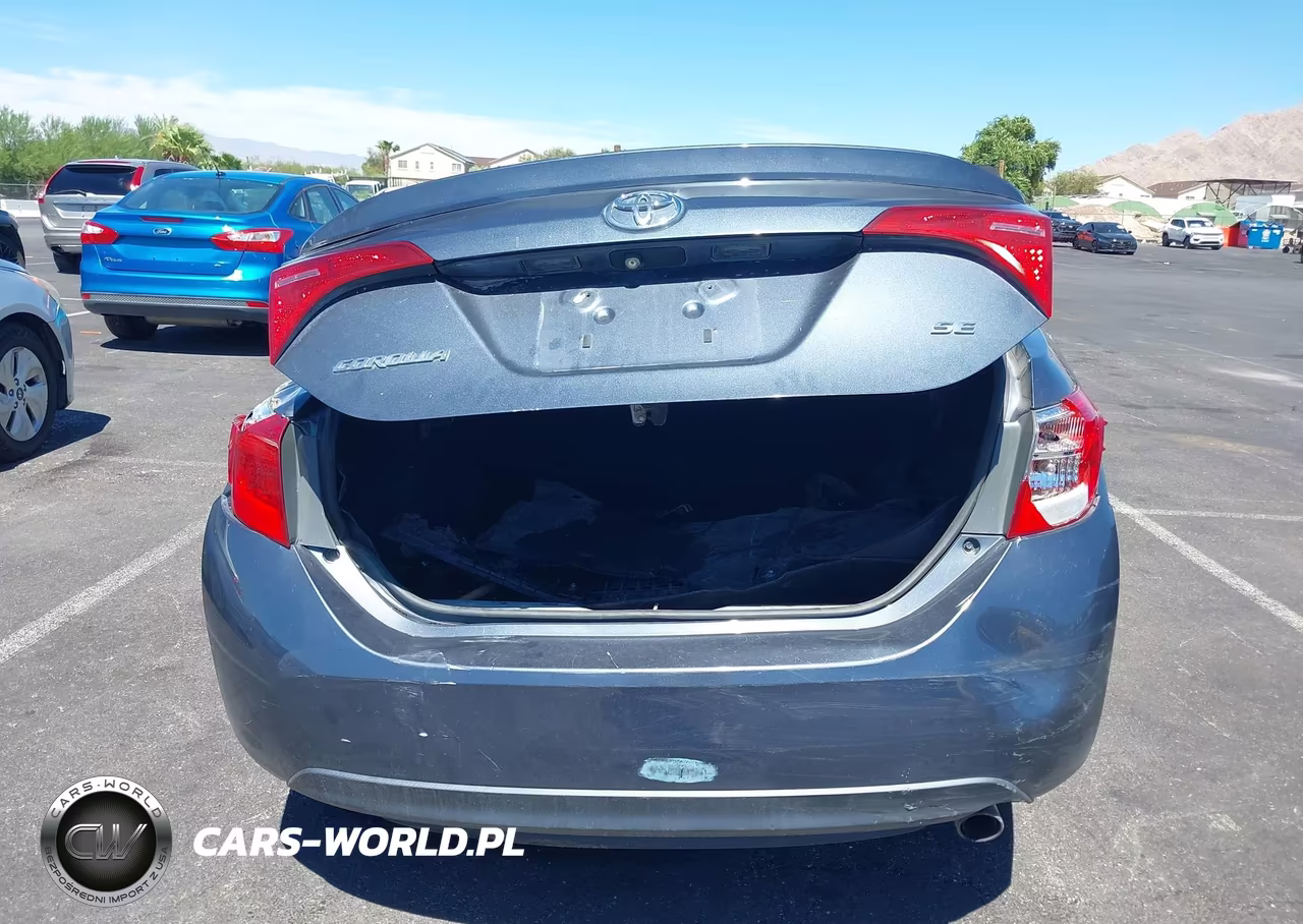 2018 Toyota Corolla Se VIN:2T1BURHE6JC104405 - 17