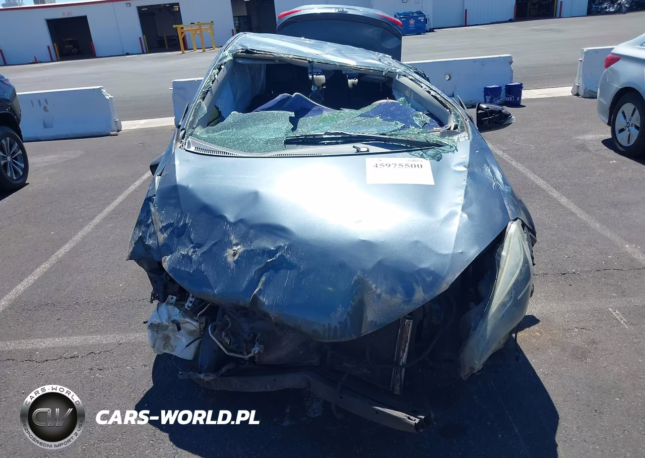 2018 Toyota Corolla Se VIN:2T1BURHE6JC104405 - 6