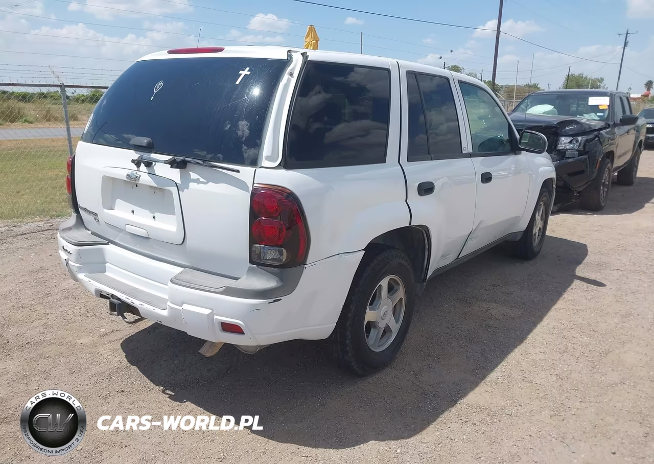 2002 Chevrolet Trailblazer Lt VIN:1GNDS13S222138586 - 4
