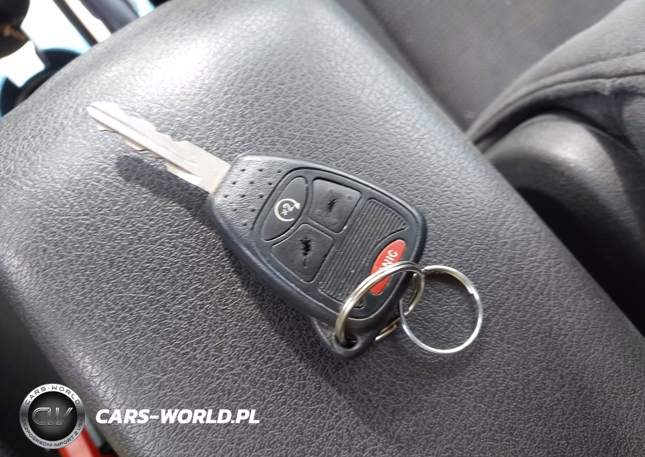 2014 Jeep Patriot Latitude VIN:1C4NJRFB0ED590233 - 11