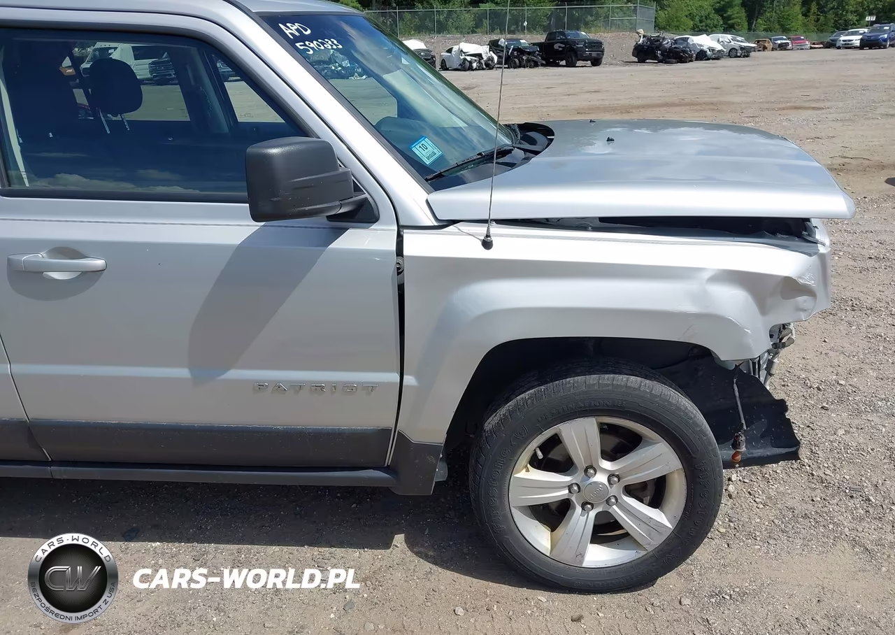 2014 Jeep Patriot Latitude VIN:1C4NJRFB0ED590233 - 18