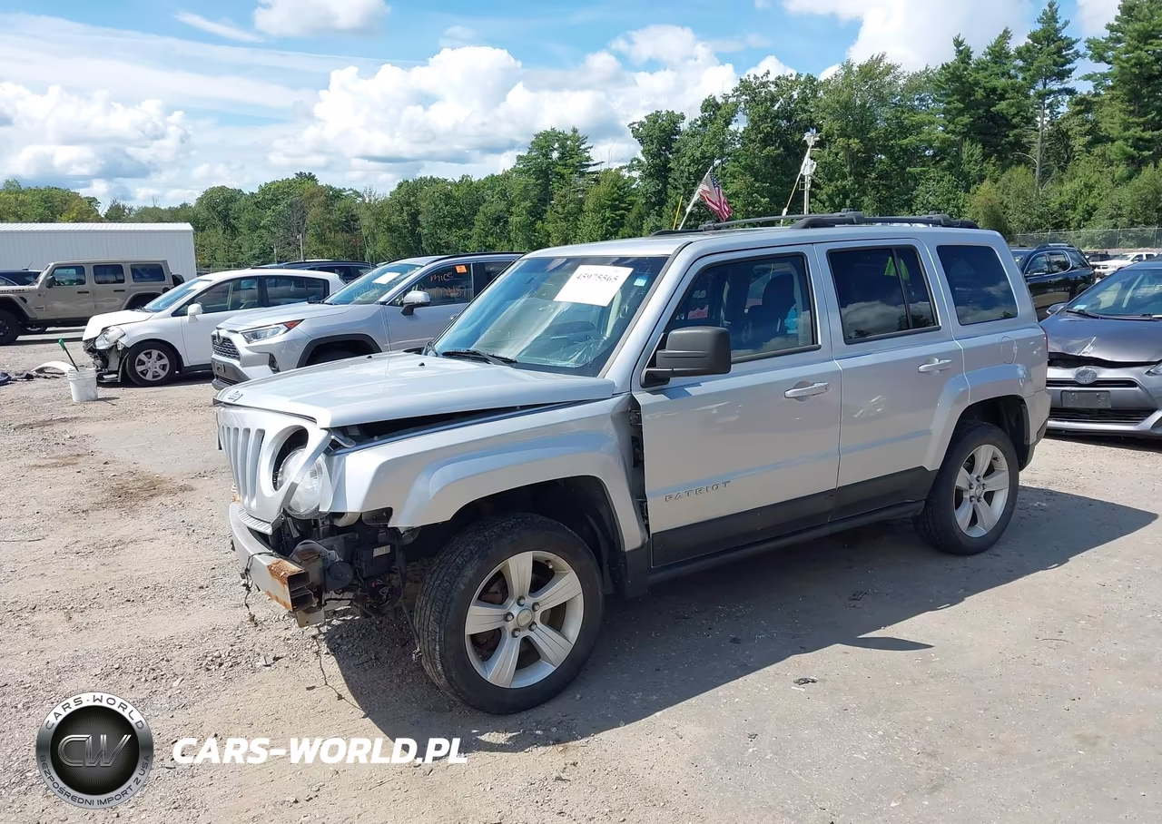 2014 Jeep Patriot Latitude VIN:1C4NJRFB0ED590233 - 2