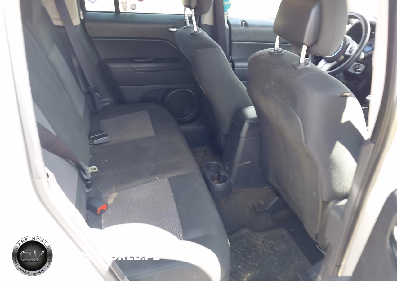 2014 Jeep Patriot Latitude VIN:1C4NJRFB0ED590233 - 8