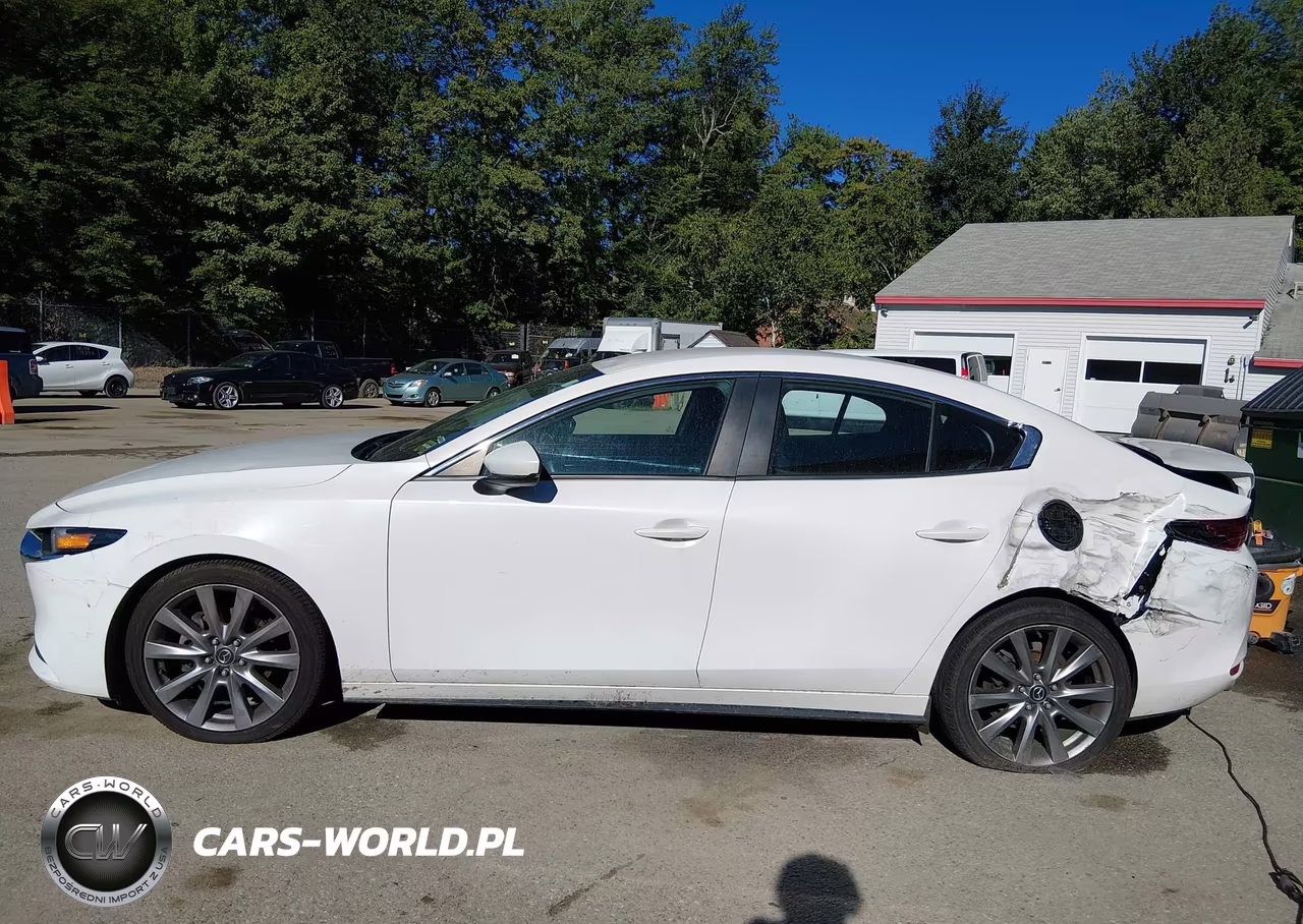 2020 Mazda Mazda3 Select Package VIN:3MZBPBCM7LM128863 - 14