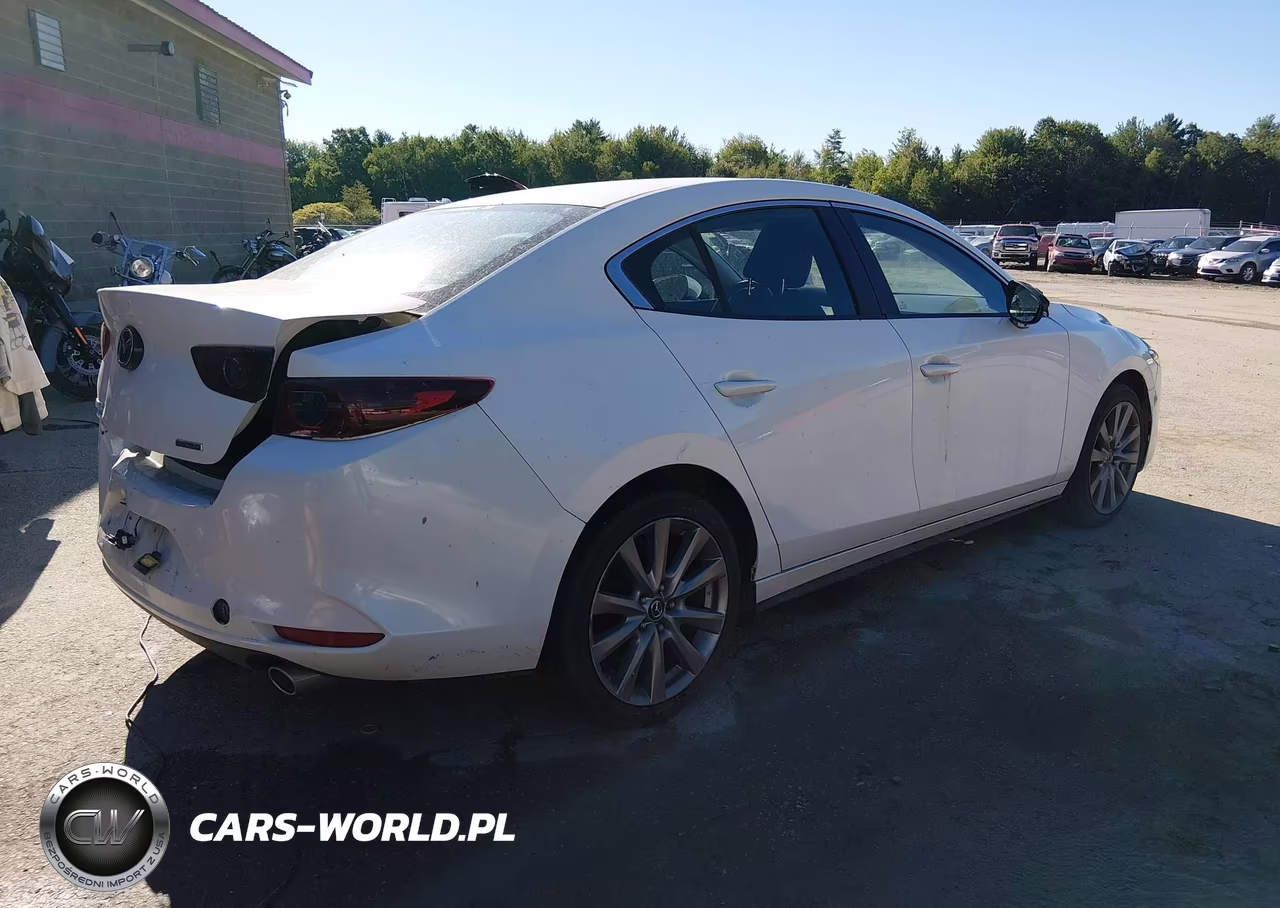 2020 Mazda Mazda3 Select Package VIN:3MZBPBCM7LM128863 - 4