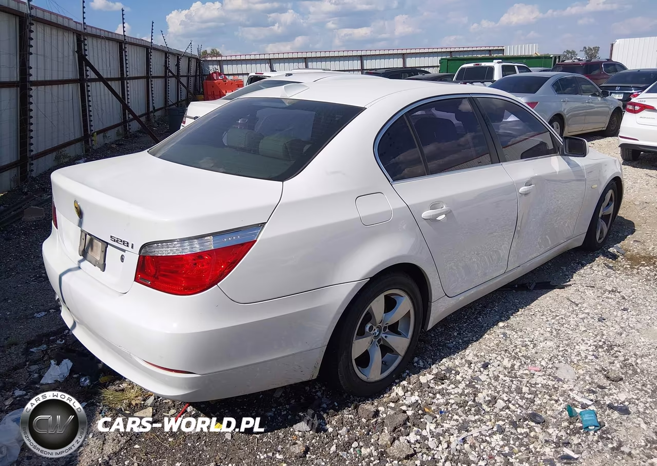 2008 BMW 528I VIN:WBANU53518C117205 - 4