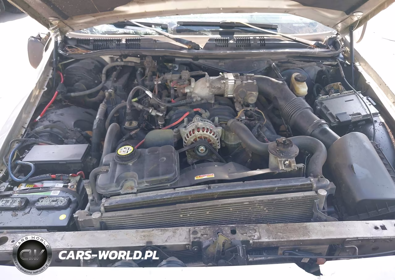 2008 Mercury Grand Marquis Ls VIN:2MEFM75V98X630252 - 10