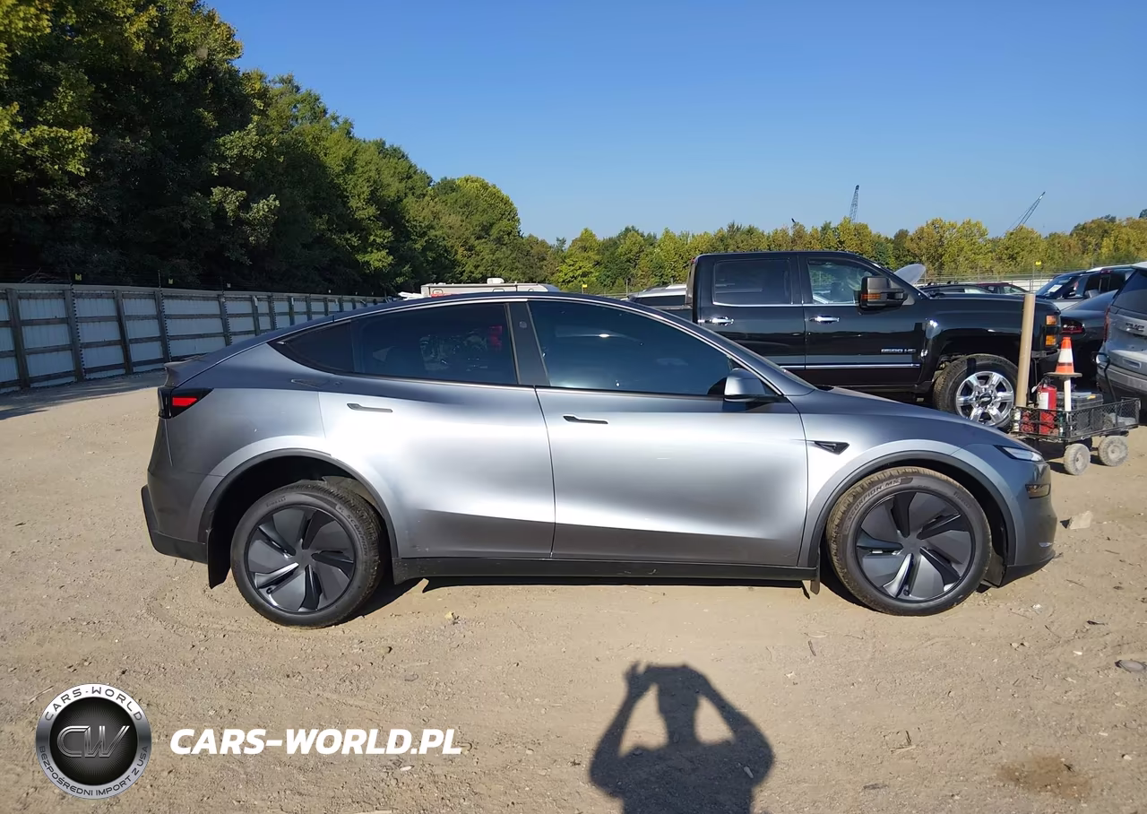 2026 Tesla Model Y Premium Rear-Wheel Drive-Rear-Wheel Drive VIN:7SAYGDED7TA659314 - 13