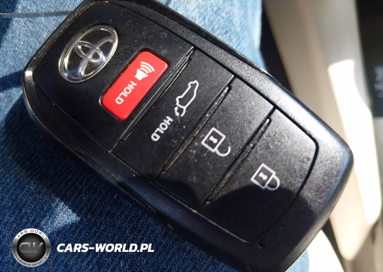 2023 Toyota Corolla Cross Xle VIN:7MUDAABG0PV053437 - 11