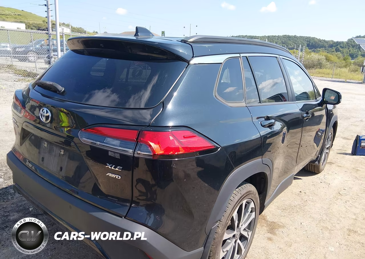 2023 Toyota Corolla Cross Xle VIN:7MUDAABG0PV053437 - 4