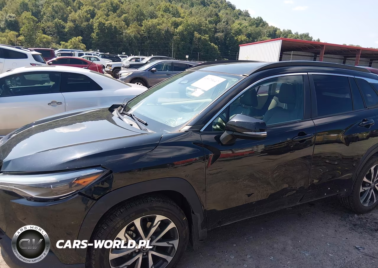 2023 Toyota Corolla Cross Xle VIN:7MUDAABG0PV053437 - 6