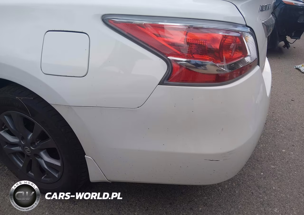 2015 Nissan Altima 2.5 S VIN:1N4AL3AP7FC424538 - 15