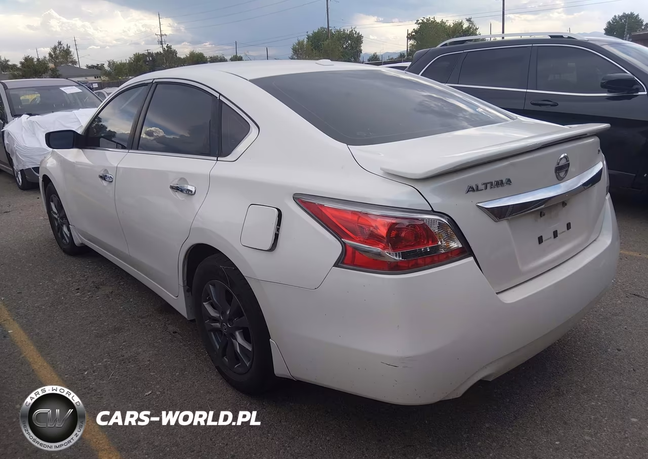 2015 Nissan Altima 2.5 S VIN:1N4AL3AP7FC424538 - 3