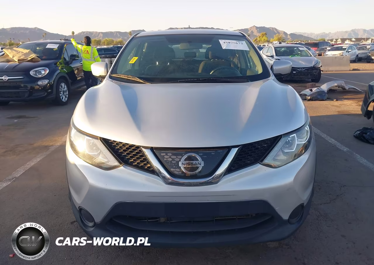 2018 Nissan Rogue Sport S VIN:JN1BJ1CP2JW160676 - 13