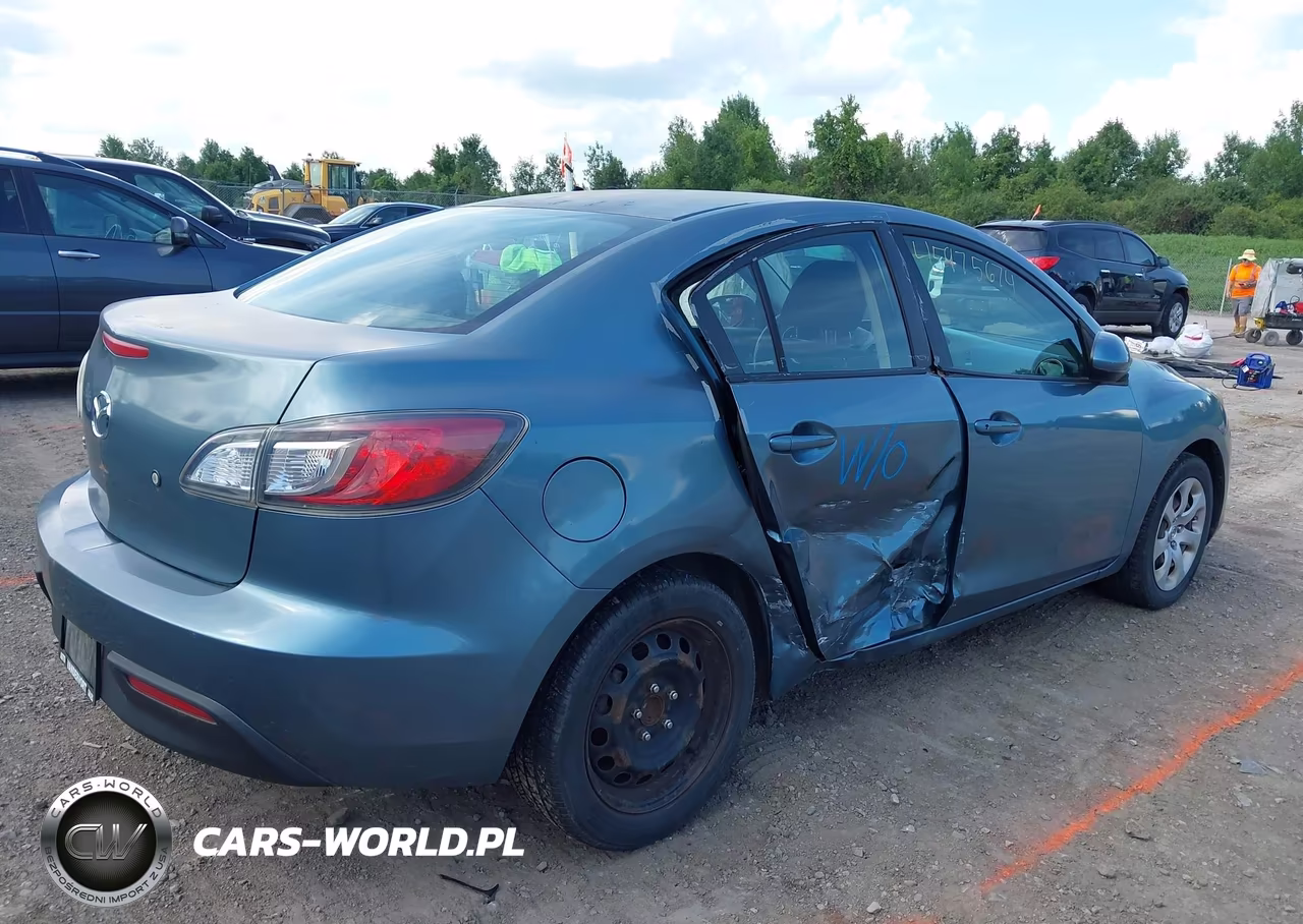 2010 Mazda Mazda3 I Sport VIN:JM1BL1SF2A1267286 - 4