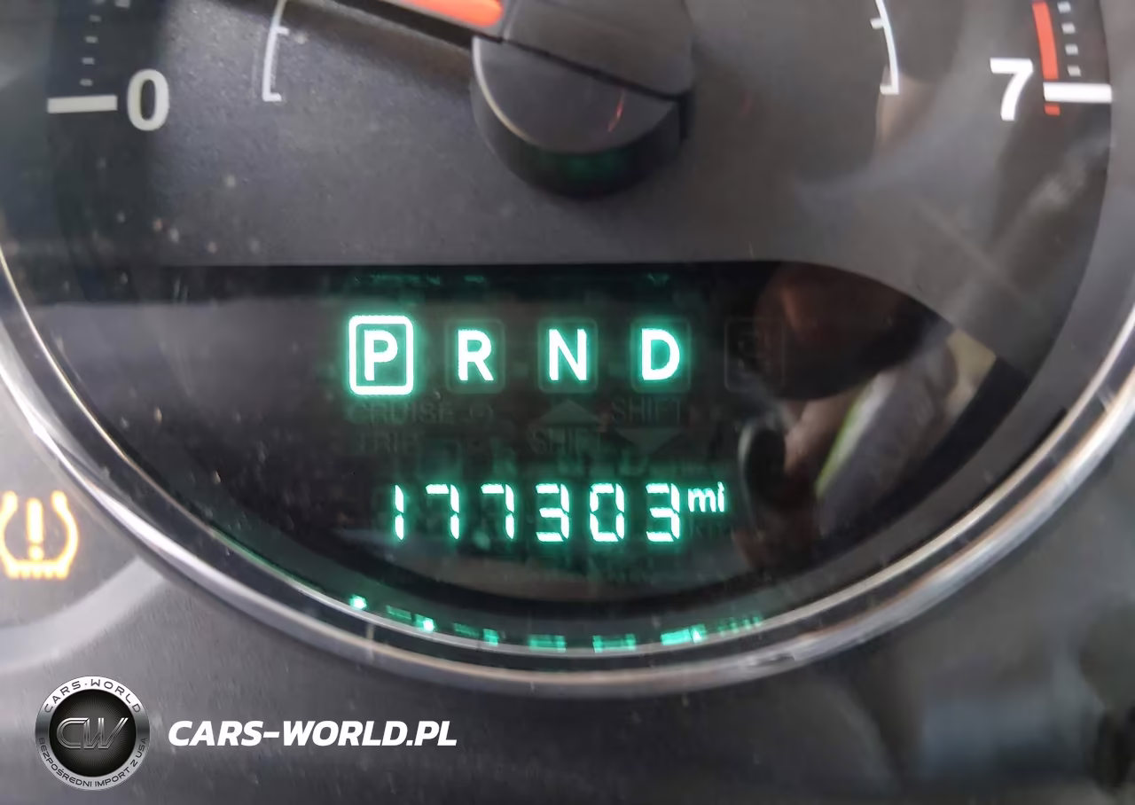 2015 Jeep Wrangler Unlimited Sport VIN:1C4BJWDG0FL523218 - 16