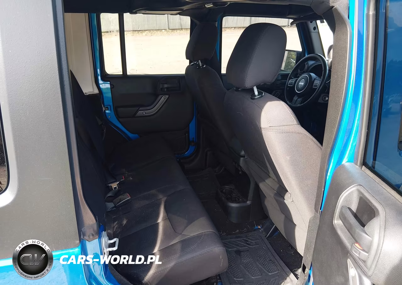 2015 Jeep Wrangler Unlimited Sport VIN:1C4BJWDG0FL523218 - 8