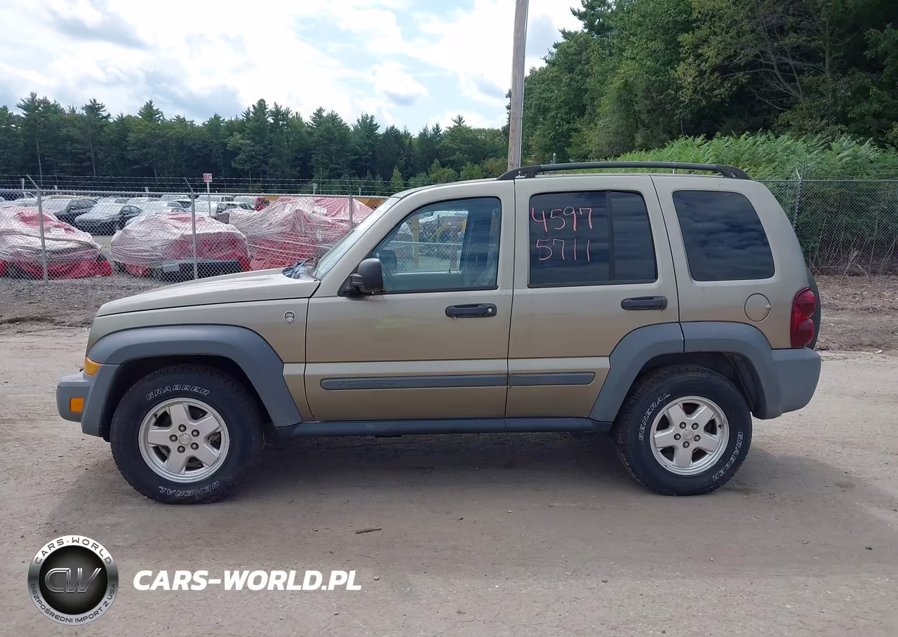 2006 Jeep Liberty Sport VIN:1J4GL48KX6W132198 - 12