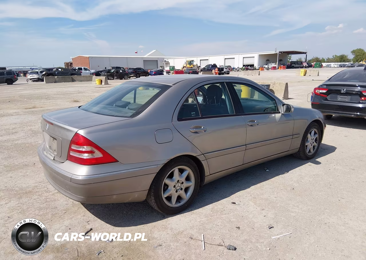 2004 Mercedes-Benz C 320 VIN:WDBRF64J74F473634 - 4