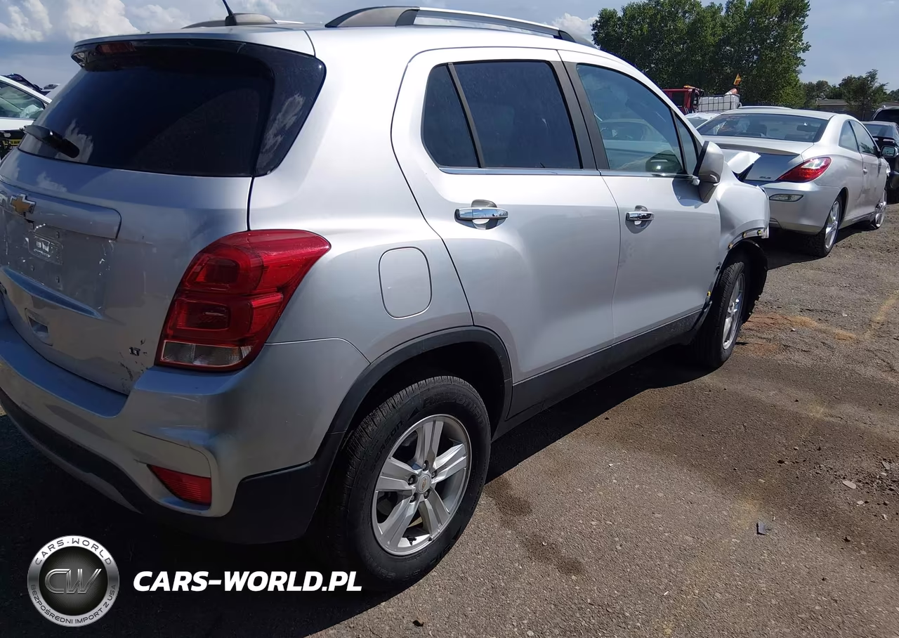 2020 Chevrolet Trax Awd Lt VIN:KL7CJPSB2LB039535 - 4