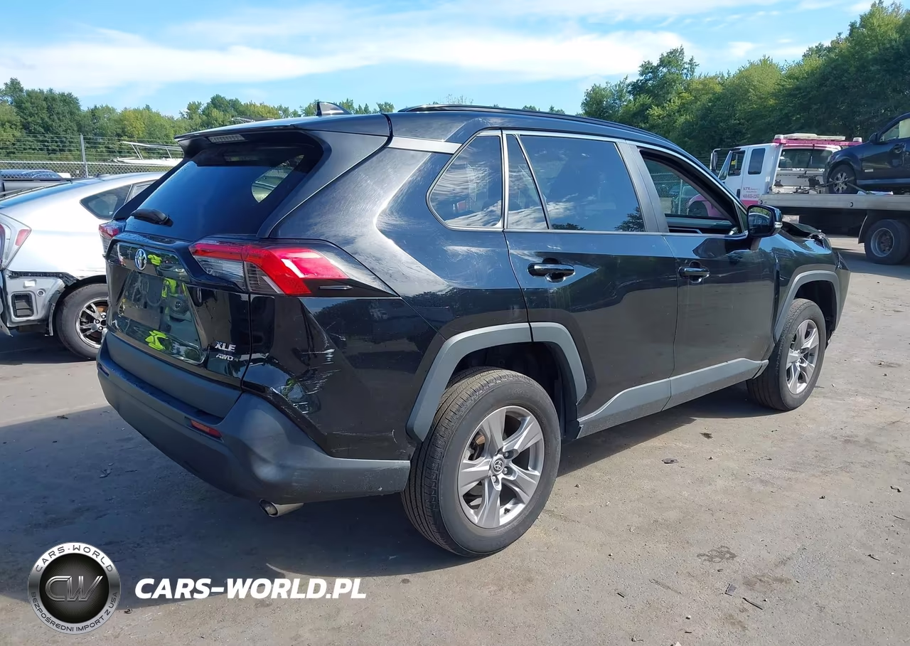 2023 Toyota Rav4 Xle VIN:2T3P1RFV8PW369083 - 4