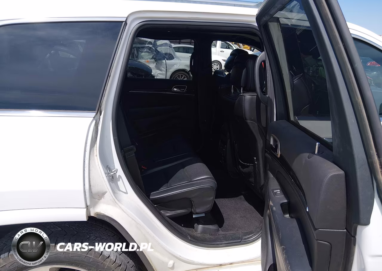 2016 Jeep Grand Cherokee Overland VIN:1C4RJECG2GC314560 - 8