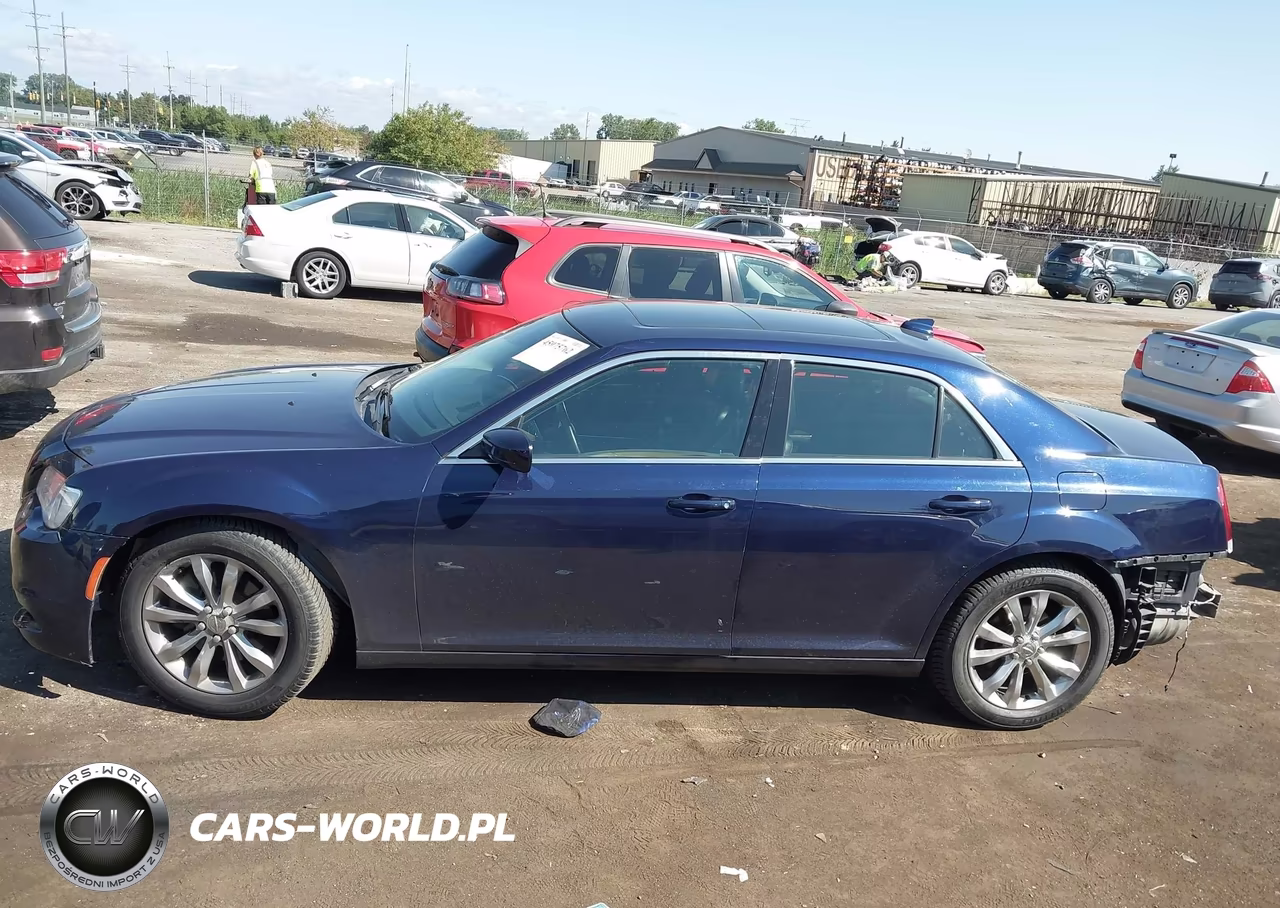 2017 Chrysler 300 Limited Awd VIN:2C3CCARG6HH553127 - 15