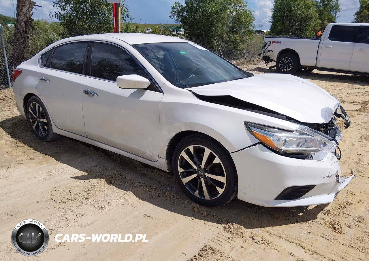 2016 Nissan Altima 2.5 Sr – zdjęcie 1 z 12