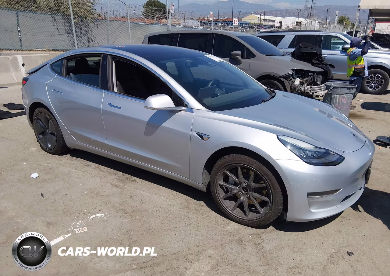 2018 Tesla Model 3 Long Range-Performance – zdjęcie 1 z 15
